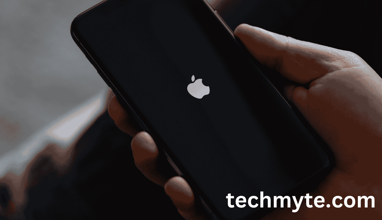 iPhone 16e Appears on Geekbench with 8GB RAM – What the Benchmark Reveals