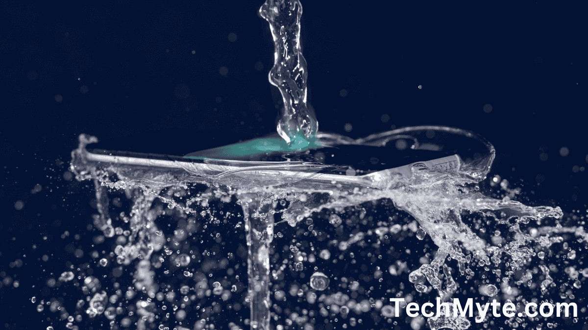 Is the Samsung S24 Ultra Waterproof? What Will Happen If Your Phone Drops Into Water and What You Should Do